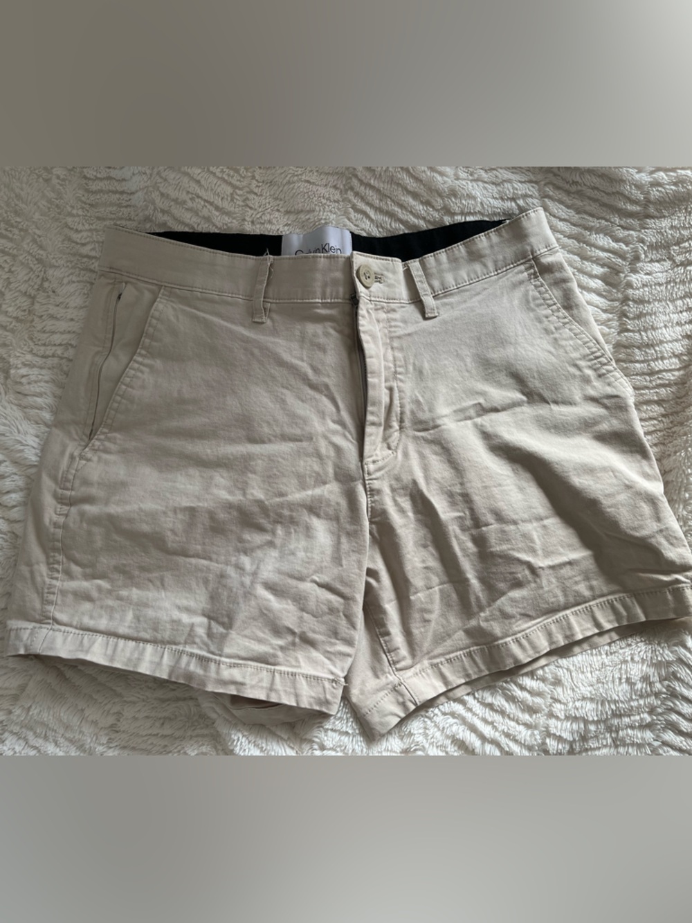 Calvin Klein Men Cream Chino Shorts